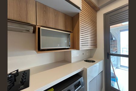 Apartamento para alugar com 69m², 2 quartos e 1 vagaÁrea de Serviço