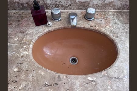 Casa de condomínio à venda com 460m², 5 quartos e 2 vagasSuite 1 - Banheiro