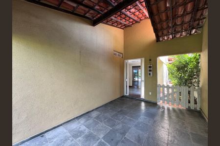 Casa de condomínio à venda com 460m², 5 quartos e 2 vagasÁrea externa