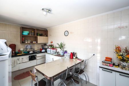 Casa à venda com 120m², 5 quartos e 2 vagas Casa à venda com 120m², 5 quartos e 2 vagasCozinha 2