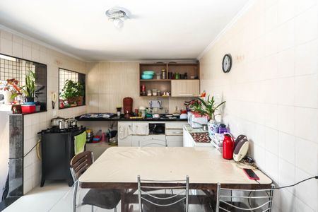 Casa à venda com 120m², 5 quartos e 2 vagas Casa à venda com 120m², 5 quartos e 2 vagasCozinha 2