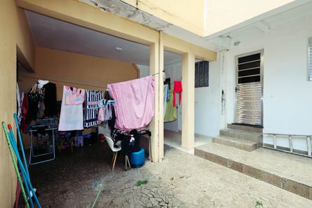 Casa à venda com 120m², 5 quartos e 2 vagas Casa à venda com 120m², 5 quartos e 2 vagasÁrea de Serviço