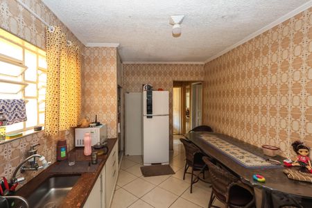 Casa à venda com 120m², 5 quartos e 2 vagas Casa à venda com 120m², 5 quartos e 2 vagasCozinha 1