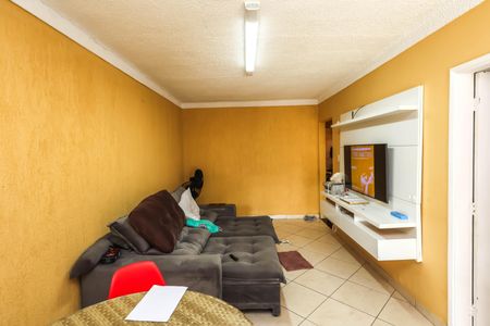 Casa à venda com 120m², 5 quartos e 2 vagas Casa à venda com 120m², 5 quartos e 2 vagasSala 1