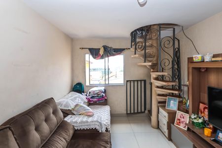 Casa à venda com 120m², 5 quartos e 2 vagas Casa à venda com 120m², 5 quartos e 2 vagasSala 2