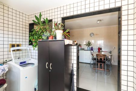 Casa à venda com 120m², 5 quartos e 2 vagas Casa à venda com 120m², 5 quartos e 2 vagasCozinha 2