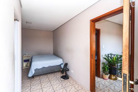 Casa à venda com 120m², 5 quartos e 2 vagas Casa à venda com 120m², 5 quartos e 2 vagasQuarto 5 - Suíte