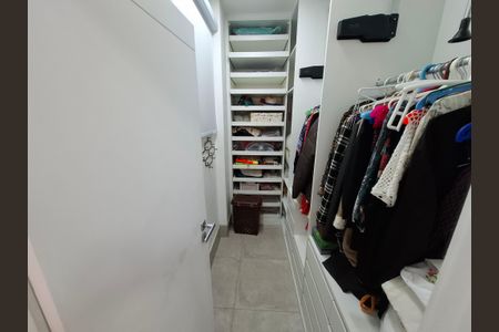 Apartamento à venda com 63m², 2 quartos e 1 vagaCloset 