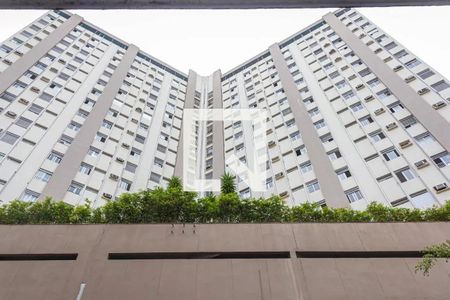 Apartamento à venda com 38m², 1 quarto e 1 vagaFachada