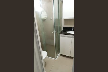 Banheiro de apartamento para alugar com 1 quarto, 38m² em Bela Vista, São Paulo