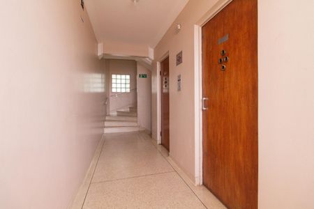 Apartamento à venda com 59m², 2 quartos e 1 vagaElevadores
