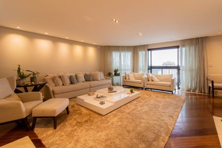 Apartamento à venda com 360m², 4 quartos e 3 vagas Apartamento à venda com 360m², 4 quartos e 3 vagasSala