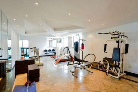Apartamento à venda com 360m², 4 quartos e 3 vagas Apartamento à venda com 360m², 4 quartos e 3 vagasÁrea Comum - Academia