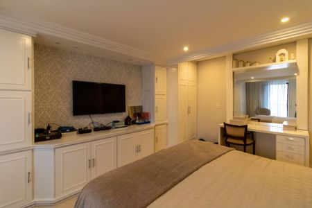 Apartamento à venda com 360m², 4 quartos e 3 vagas Apartamento à venda com 360m², 4 quartos e 3 vagasSuíte 1