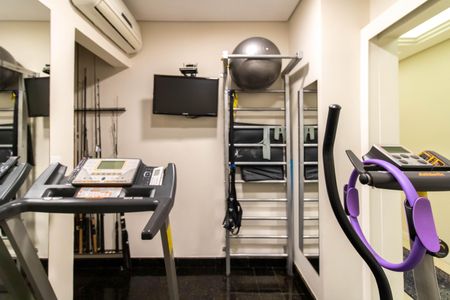 Apartamento à venda com 360m², 4 quartos e 3 vagas Apartamento à venda com 360m², 4 quartos e 3 vagasAcademia