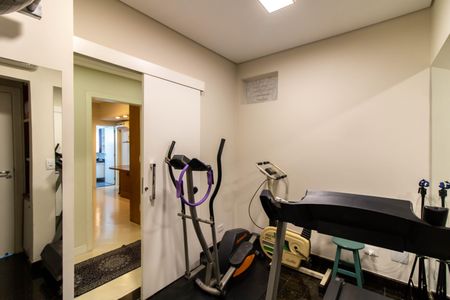 Apartamento à venda com 360m², 4 quartos e 3 vagas Apartamento à venda com 360m², 4 quartos e 3 vagasAcademia