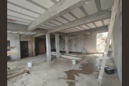 Casa à venda com 300m², 3 quartos e 4 vagasFoto 15