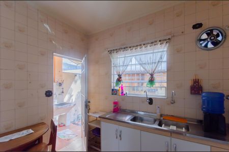 Casa à venda com 86m², 2 quartos e sem vaga Casa à venda com 86m², 2 quartos e sem vagaCozinha