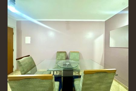 Apartamento à venda com 69m², 2 quartos e 1 vagaDetalhe sala de jantar