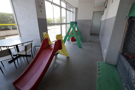 Apartamento à venda com 79m², 3 quartos e 1 vagaÁrea comum - Playground