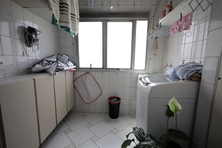 Apartamento à venda com 79m², 3 quartos e 1 vagaÁrea de Serviço