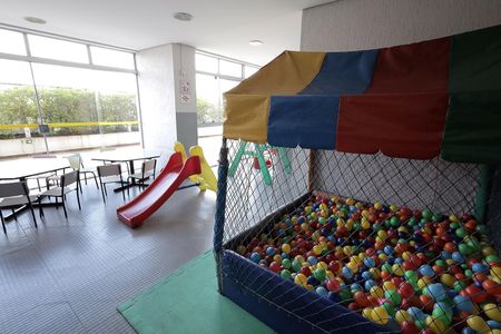 Apartamento à venda com 79m², 3 quartos e 1 vagaÁrea comum - Playground