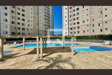 Apartamento à venda com 45m², 2 quartos e 1 vaga Apartamento à venda com 45m², 2 quartos e 1 vagaÁrea comum - Piscina