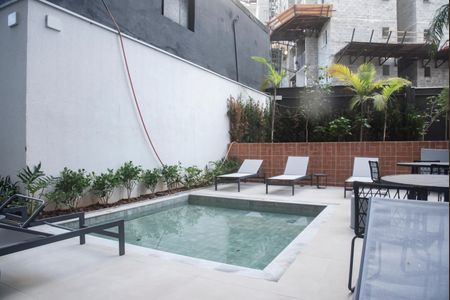 Apartamento para alugar com 40m², 2 quartos e sem vagaÁrea comum - Piscina