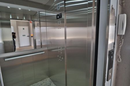 Apartamento para alugar com 63m², 2 quartos e 1 vagaElevador