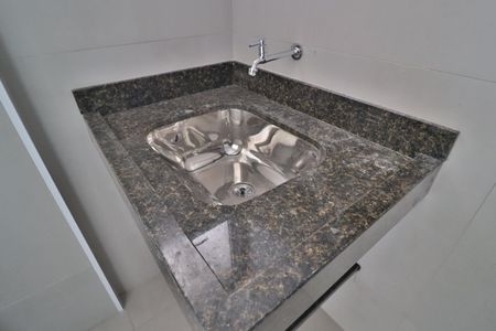 Apartamento para alugar com 63m², 2 quartos e 1 vagaÁrea de Serviço