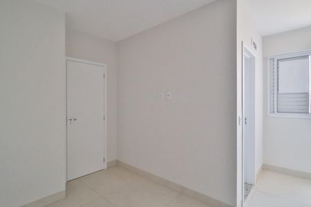 Suite de apartamento para alugar com 2 quartos, 63m² em Brasil, Uberlândia