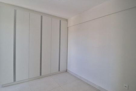 Suite de apartamento para alugar com 2 quartos, 63m² em Brasil, Uberlândia