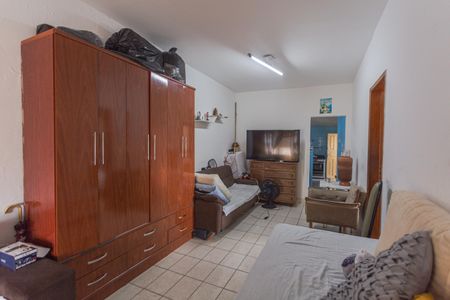 Casa para alugar com 250m², 3 quartos e 2 vagasSala