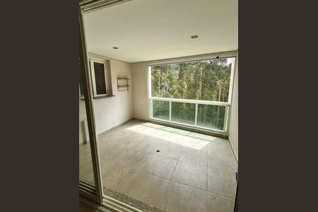 Sala de apartamento para alugar com 2 quartos, 122m² em Tamboré, Santana de Parnaíba