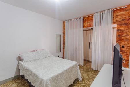 Quarto 1 de casa para alugar com 2 quartos, 130m² em Nova Floresta, Belo Horizonte