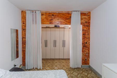 Casa para alugar com 130m², 2 quartos e 1 vagaCloset do Quarto 1