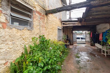 Casa à venda com 80m², 1 quarto e 6 vagasQuintal