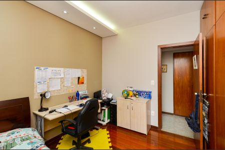 Apartamento para alugar com 100m², 3 quartos e 1 vagaQuarto 2