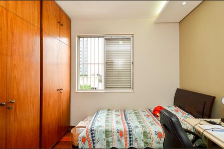 Apartamento para alugar com 100m², 3 quartos e 1 vagaQuarto 2