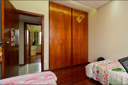 Apartamento para alugar com 100m², 3 quartos e 1 vagaQuarto 1