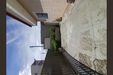 Casa para alugar com 120m², 3 quartos e sem vagaVaga de garagem