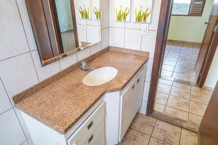 Casa para alugar com 120m², 3 quartos e sem vagaBanheiro