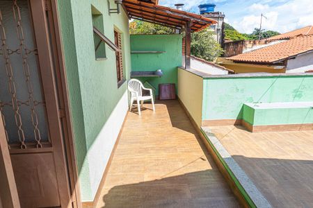 Casa para alugar com 120m², 3 quartos e sem vagaArea externa