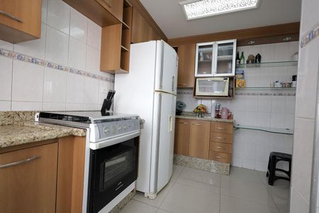Apartamento à venda com 64m², 2 quartos e 1 vaga Apartamento à venda com 64m², 2 quartos e 1 vagaCozinha