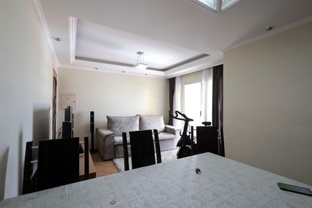 Apartamento à venda com 64m², 2 quartos e 1 vaga Apartamento à venda com 64m², 2 quartos e 1 vagaSala
