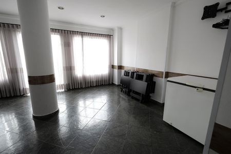 Apartamento à venda com 64m², 2 quartos e 1 vaga Apartamento à venda com 64m², 2 quartos e 1 vagaÁrea comum - Salão de festas
