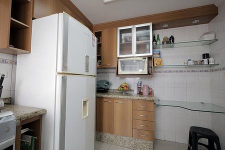 Apartamento à venda com 64m², 2 quartos e 1 vaga Apartamento à venda com 64m², 2 quartos e 1 vagaCozinha