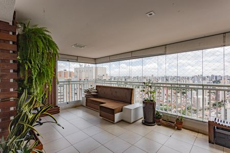 Apartamento à venda com 143m², 3 quartos e 3 vagasVaranda gourmet