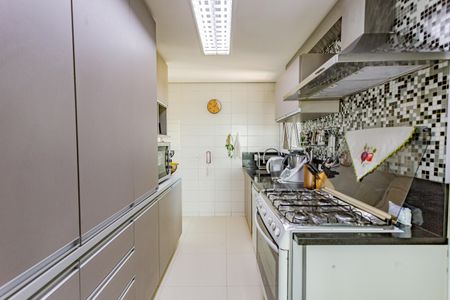 Apartamento à venda com 143m², 3 quartos e 3 vagasCozinha