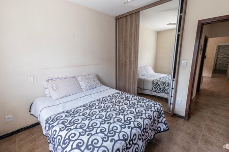 Casa para alugar com 3 quartos, 212m² em Candelária, Belo Horizonte